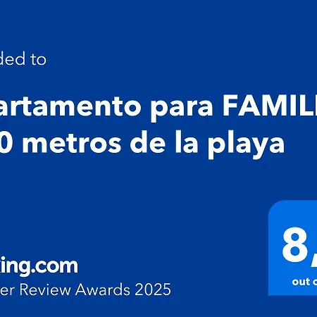 Familias A 50 Metros De La Playa *