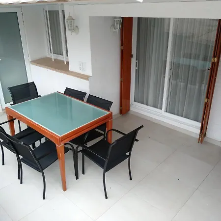 Familias A 50 Metros De La Playa Apartment